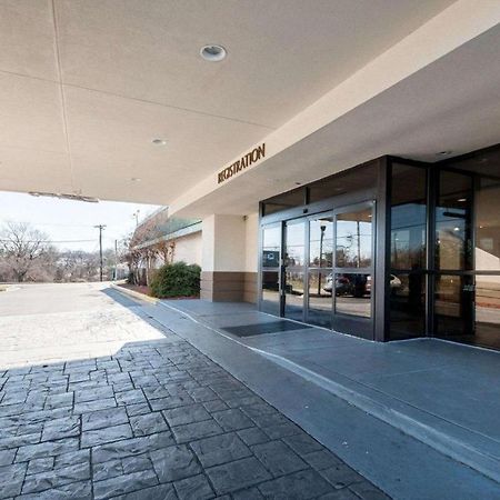 Quality Inn Windsor Mill Екстер'єр фото